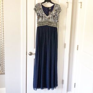 NWT Adriana Papell evening gown